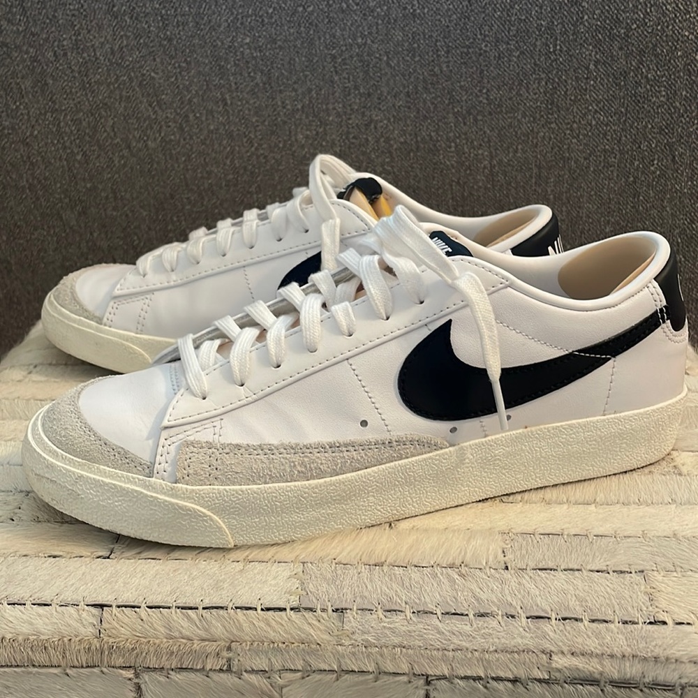 Nike Blazer Low 77 Sneakers